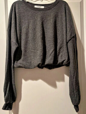 Project Social T Women's Gray Cropped Bubble Hem Sweatshirt Medium